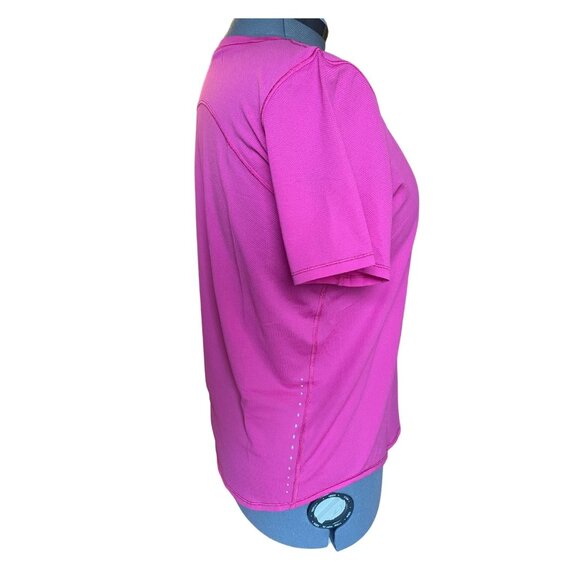 Lululemon Athletica Pink Lightweight Short Sleeve T-Shirt - Picture 3 of 12